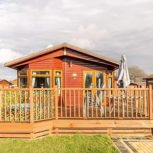 Lodge Flamingo With Hot Tub